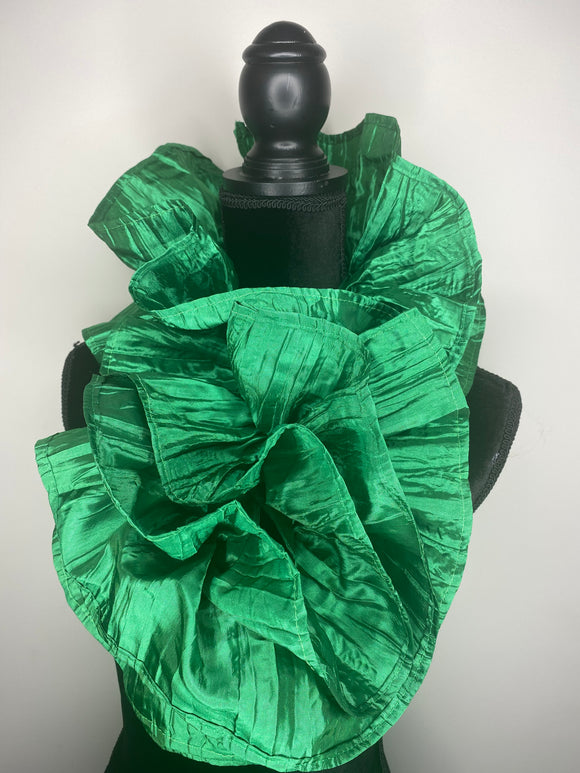 Ruffle Collar - Enchanted Emerald