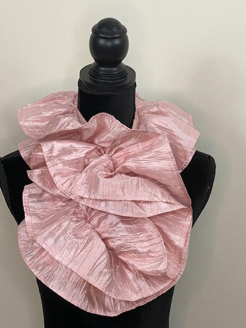 Ruffle Collar - Pink Ice